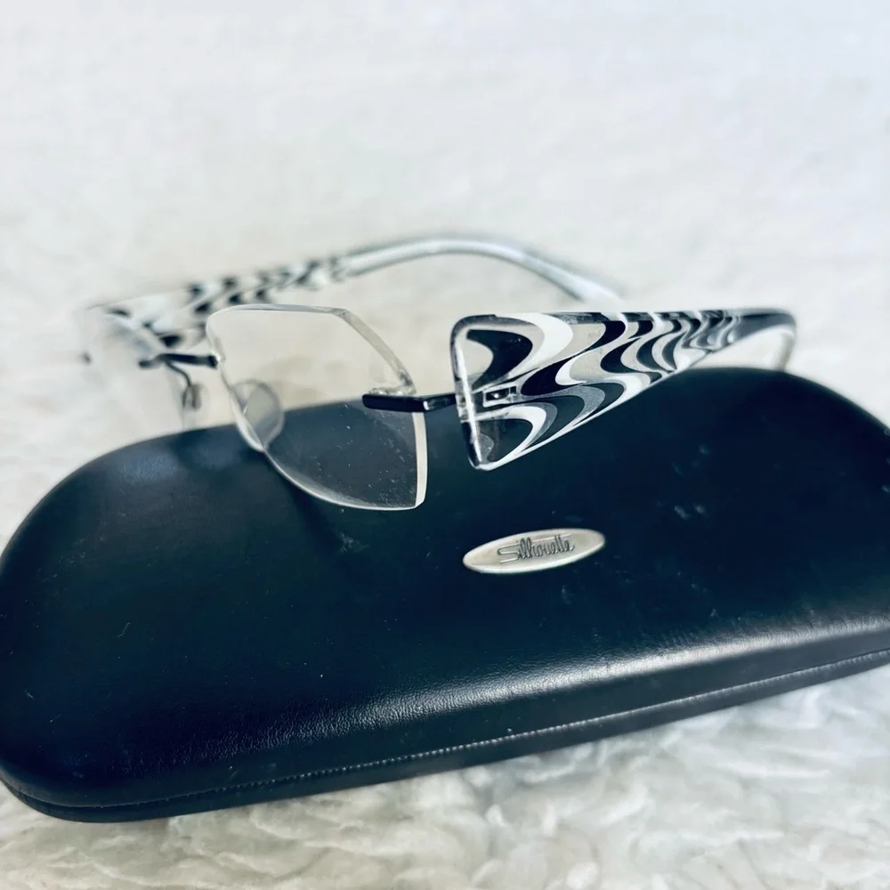 Silhouette pre owned
